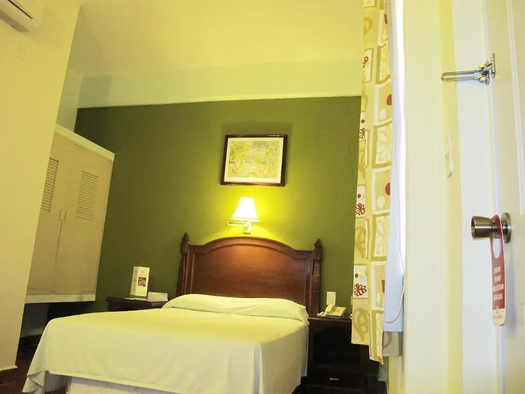 Hotel Marlon Heroes Chetumal Mexico